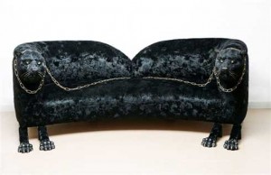 kanapa w kształcie pumy